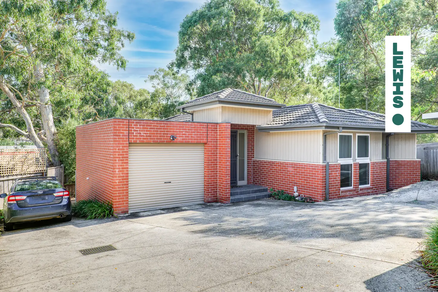Main view of Homely unit listing, 2/11 Fahey Crescent, Yallambie VIC 3085
