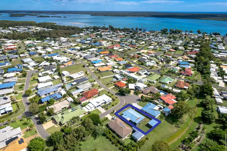 Second view of Homely house listing, 35 Lucas Drive, Burrum Heads QLD 4659