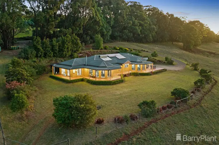 65 Evans Road, Cockatoo VIC 3781