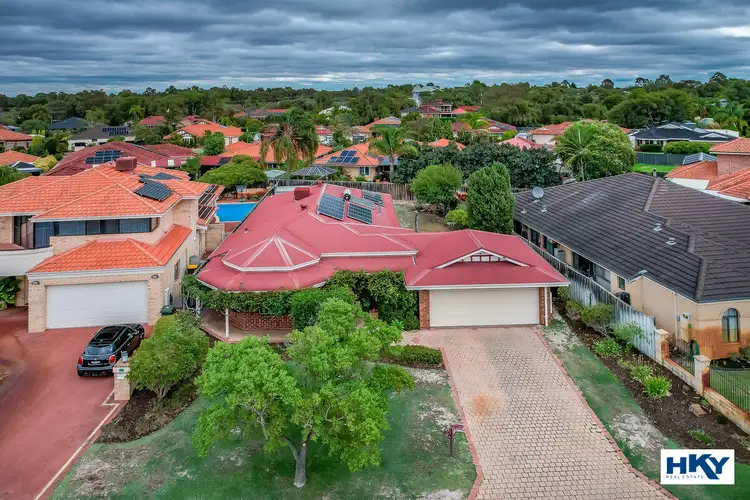8 Moet Terrace, The Vines WA 6069