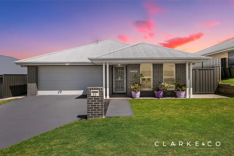 23 Silkstone Street, Farley NSW 2320