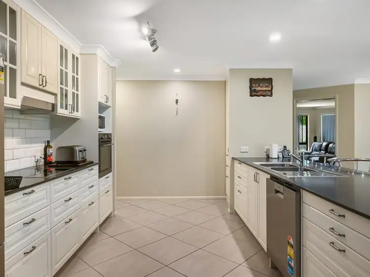 Second view of Homely house listing, 4 Duncan Street, Wilsonton Heights QLD 4350