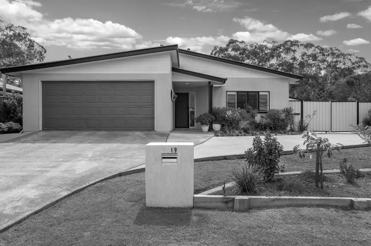 19 Habitat Circuit, Cooloola Cove QLD 4580