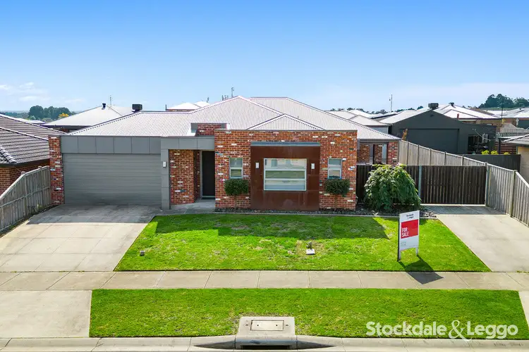10 Pickering Avenue, Morwell VIC 3840