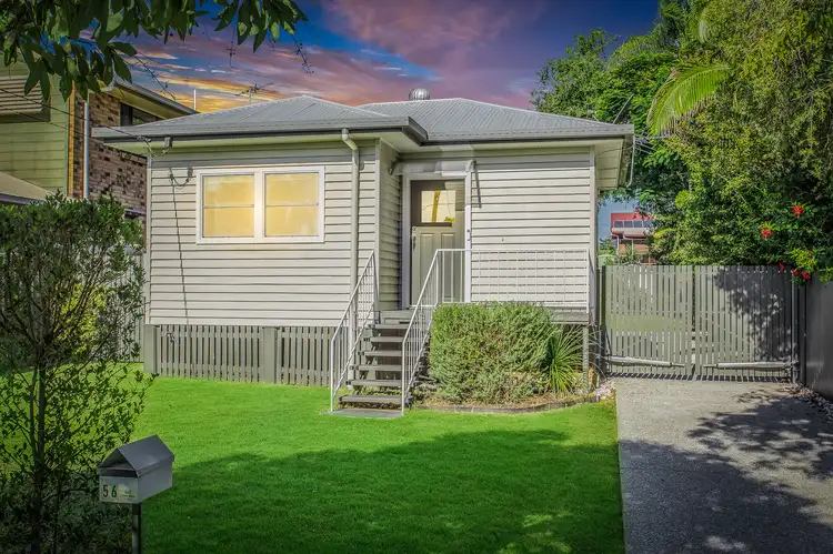 56 Thomas Street, Clontarf QLD 4019