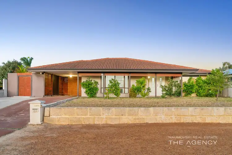 29 Sandgate Way, Marangaroo WA 6064