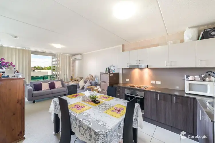 Sixth view of Homely unit listing, 301b/96-106 High Street, Southport QLD 4215