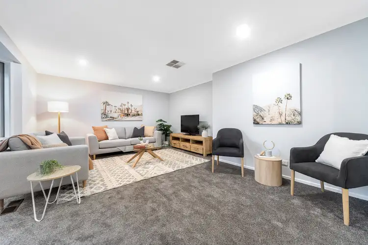 Second view of Homely house listing, 4 Koomaloo Place, Carrum Downs VIC 3201