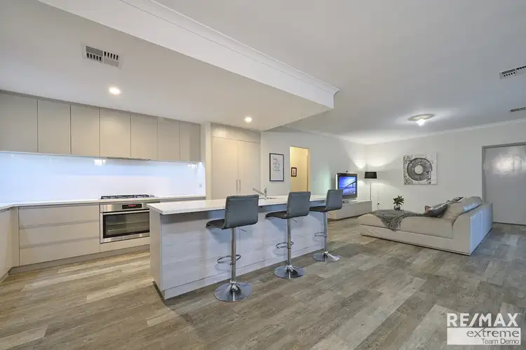 Seventh view of Homely house listing, 19 Eiffel Circuit, Tapping WA 6065