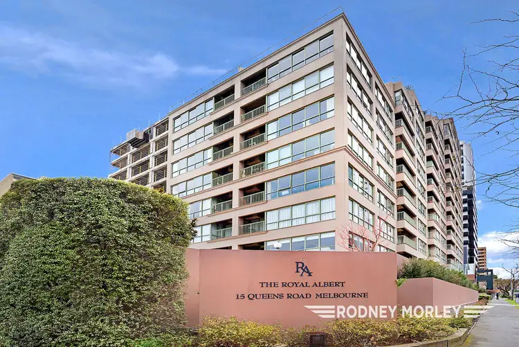 706/15 Queens Road, Melbourne VIC 3004