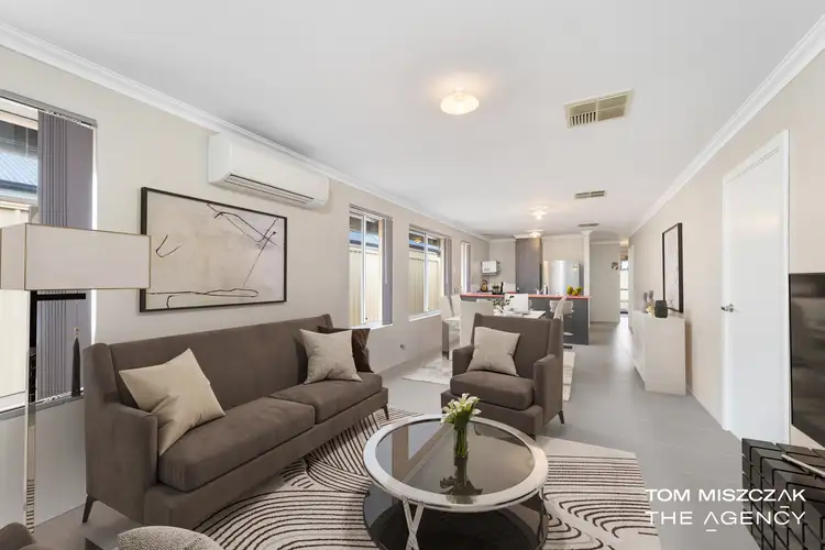Fifth view of Homely house listing, 2/31 Pinker Crescent, Maida Vale WA 6057