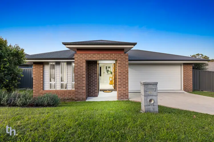 43 Blackwood Circuit, Cameron Park NSW 2285