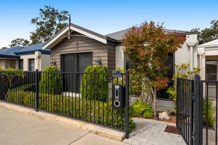 34 Clarendon Circuit, Lakelands WA 6180