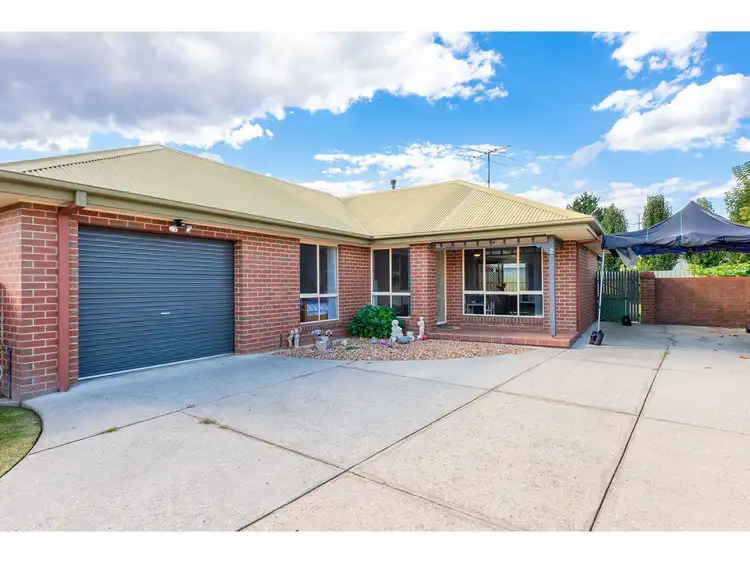 Main view of Homely unit listing, 2/472 Heriot Street, Lavington NSW 2641