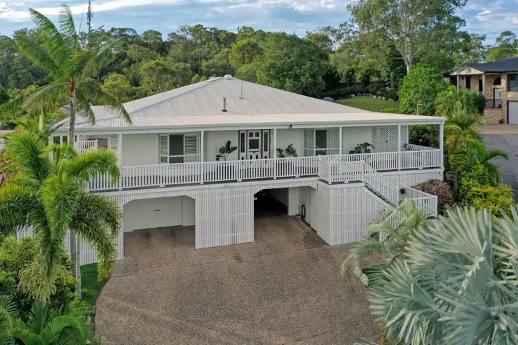 27 Ben Lexcen Court, Clinton QLD 4680