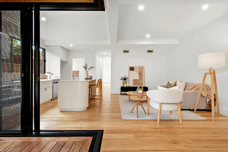 2/22 Lambton Lane, New Lambton NSW 2305
