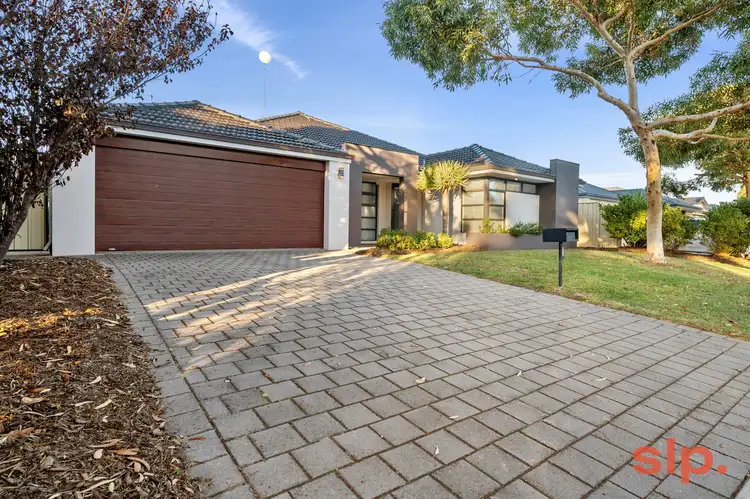 Second view of Homely house listing, 25 Sundowner Meander, Banksia Grove WA 6031