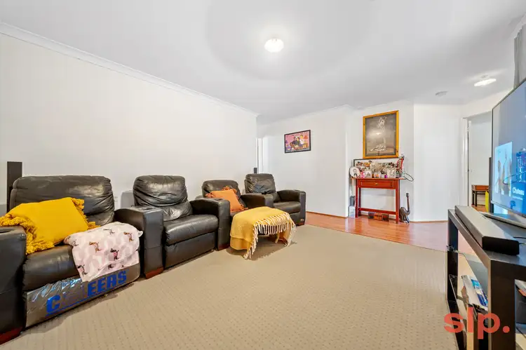 Fourth view of Homely house listing, 25 Sundowner Meander, Banksia Grove WA 6031
