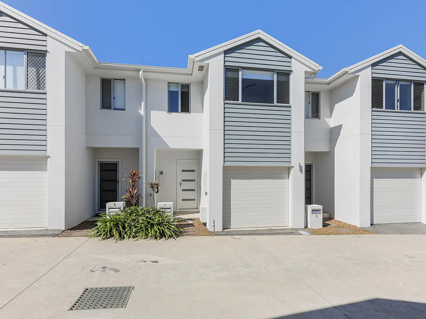 Main view of Homely townhouse listing, 3 Kohji Lane, Ripley QLD 4306