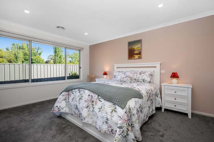 Fifth view of Homely house listing, 1 Birdwood Close, Eaglehawk VIC 3556