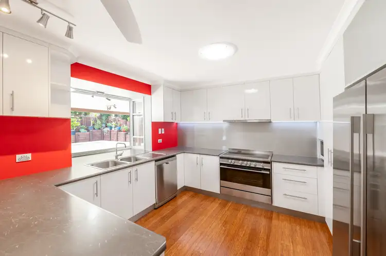 Fifth view of Homely house listing, 5 Reliance Court, Clinton QLD 4680