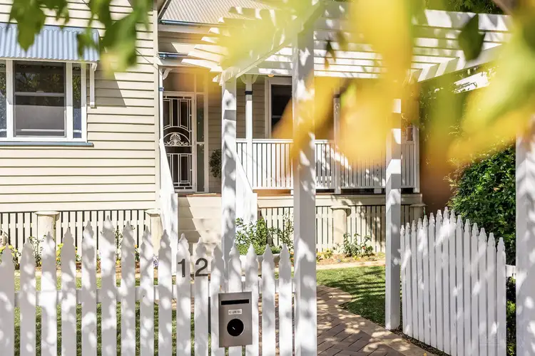 12 Lindsay Street, East Toowoomba QLD 4350