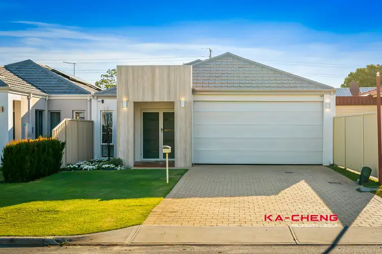 B/23 Charlwood Way, Morley WA 6062