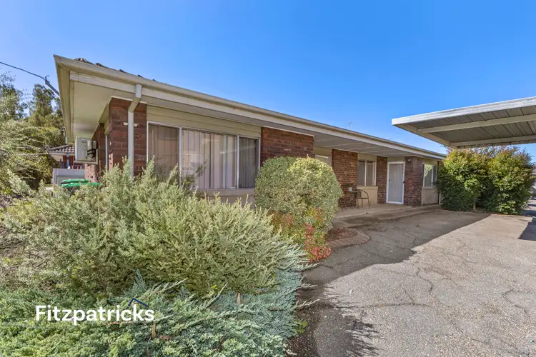 1/10 Higgins Avenue, Wagga Wagga NSW 2650
