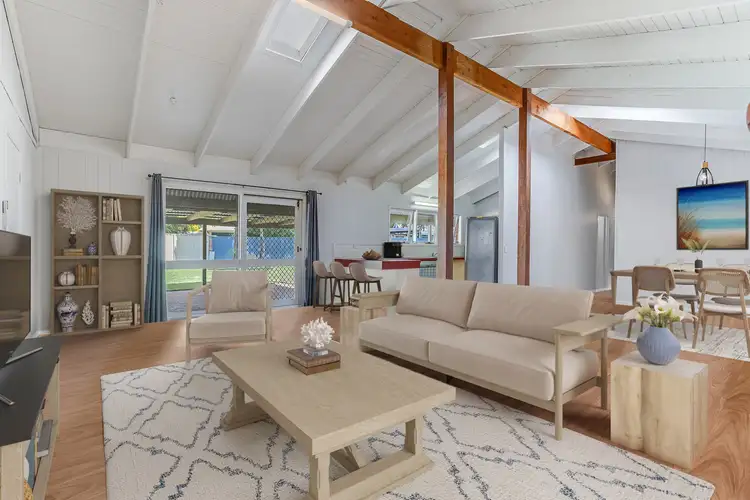 11 Streeton Court, Rothwell QLD 4022