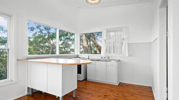 Fourth view of Homely house listing, 42 Martin Place, Linden NSW 2778