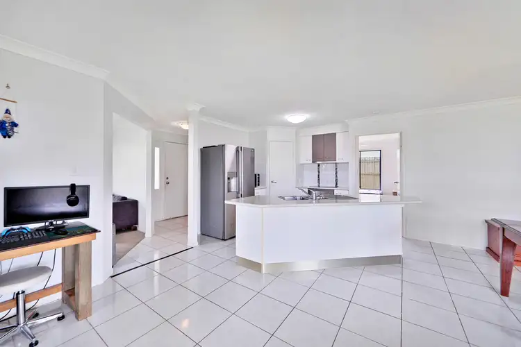 Fifth view of Homely house listing, 6 Outlook Court, Ashfield QLD 4670