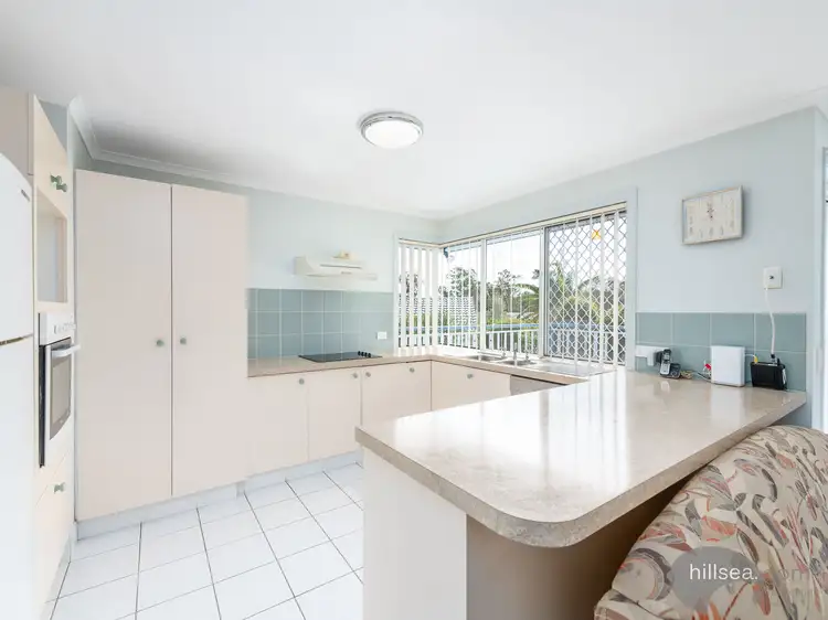 6 Maleny Place, Helensvale QLD 4212