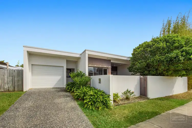 2/2 Lark Circuit, Mountain Creek QLD 4557