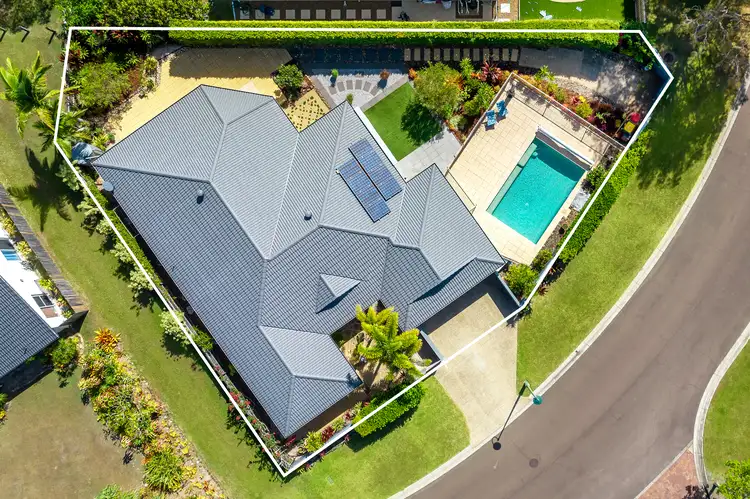 8 Aquamarine Circuit, Noosaville QLD 4566