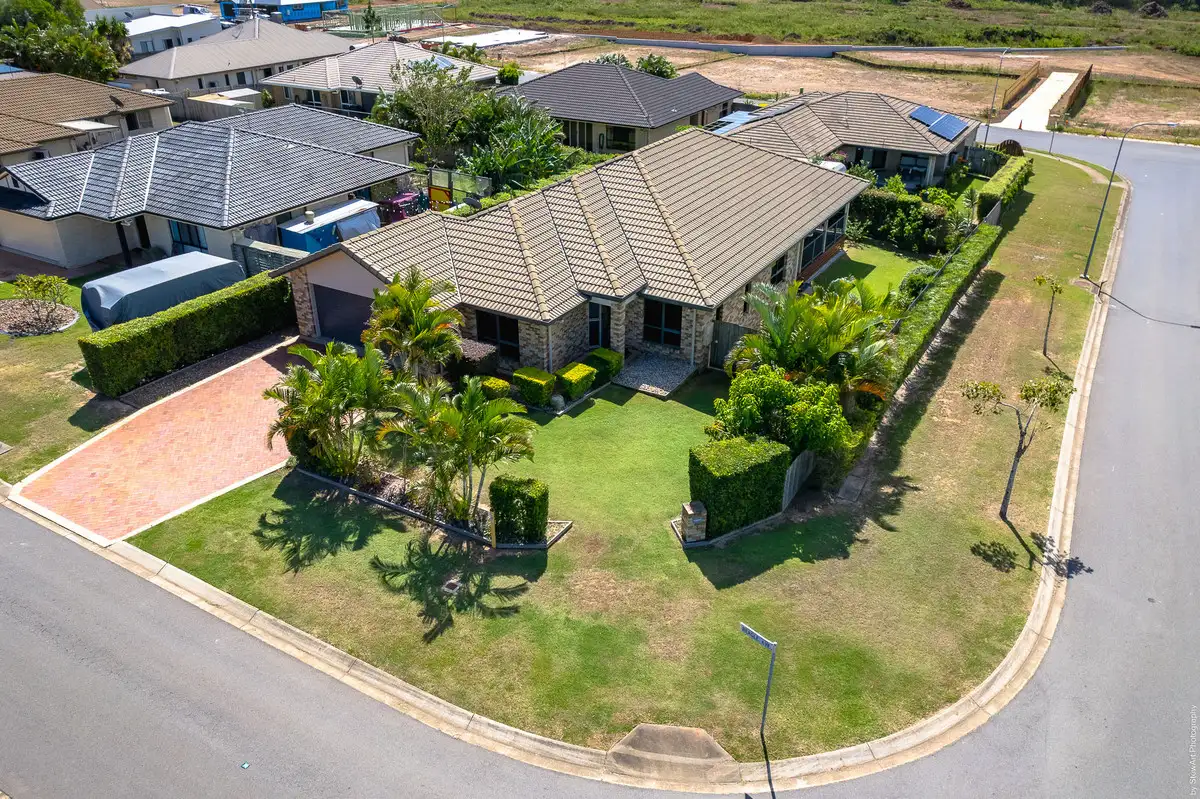 Main view of Homely house listing, 3 Bayridge Heights Drive, Nikenbah QLD 4655