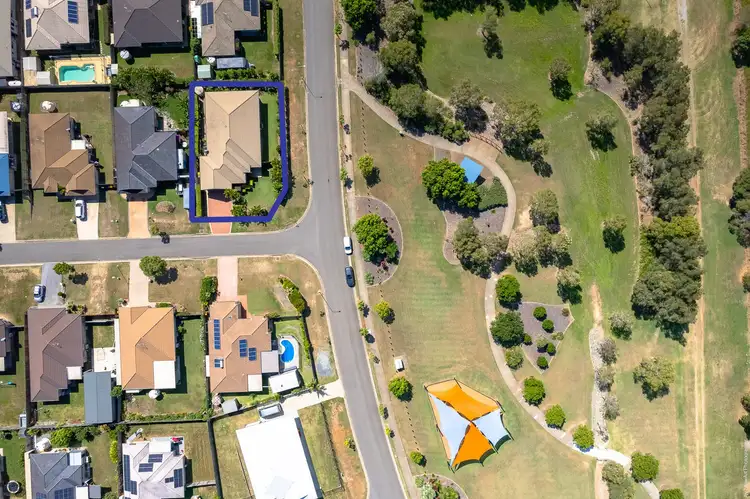 Second view of Homely house listing, 3 Bayridge Heights Drive, Nikenbah QLD 4655