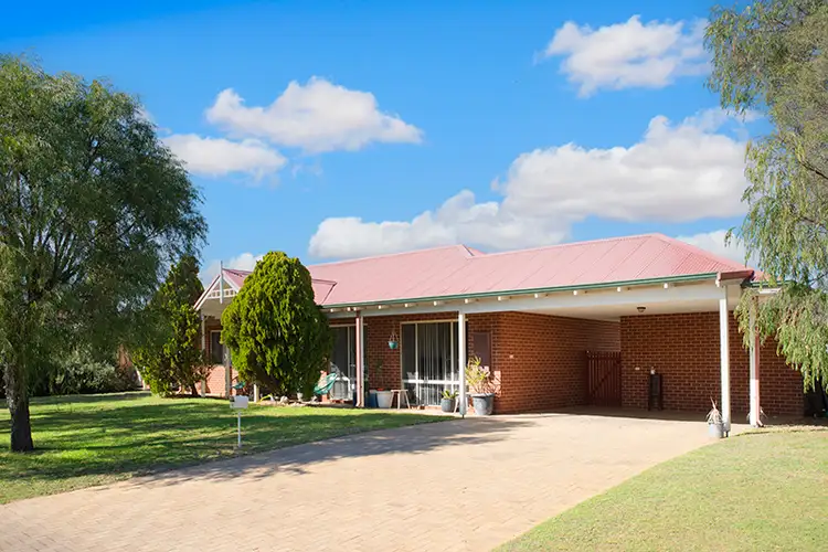 19 Sandpiper Cove, Broadwater WA 6280