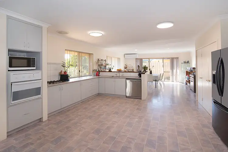 Second view of Homely house listing, 19 Sandpiper Cove, Broadwater WA 6280