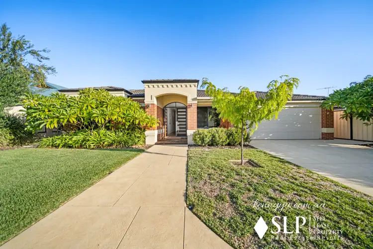 21 Hollins Bend, Madeley WA 6065