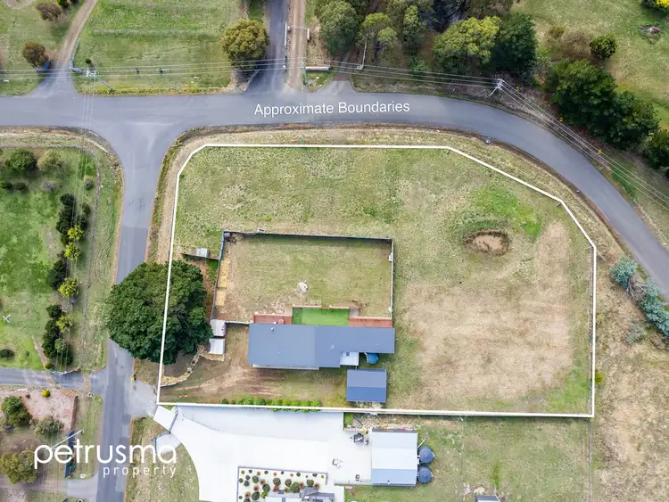 Third view of Homely house listing, 2 Wards Avenue, Lewisham TAS 7173
