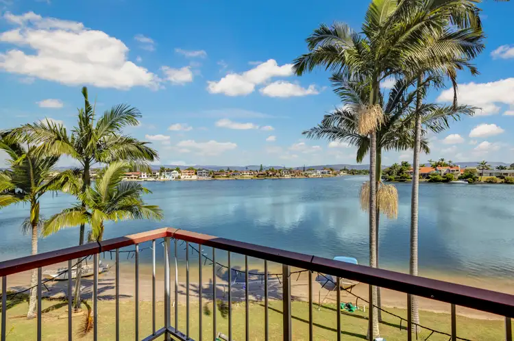 10/29 Duet Drive, Mermaid Waters QLD 4218