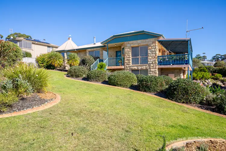 201 Pacific Way, Tura Beach NSW 2548
