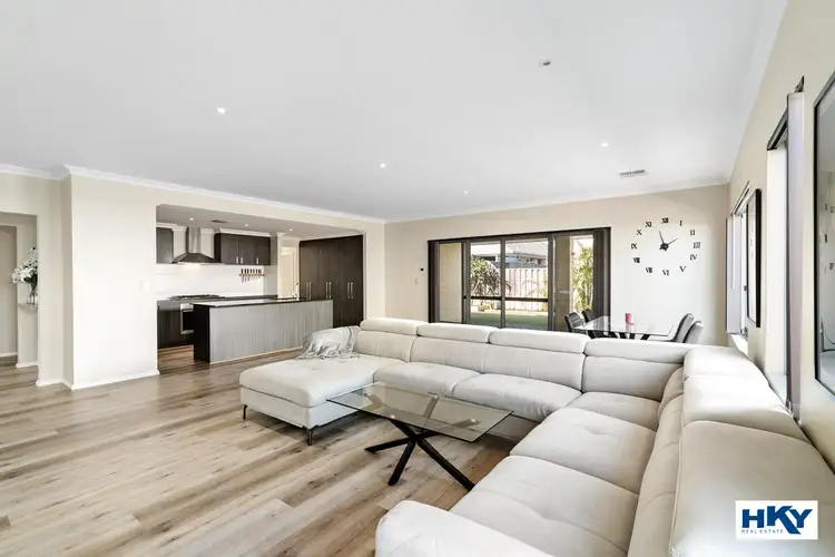 9 Descent Street, Ellenbrook WA 6069