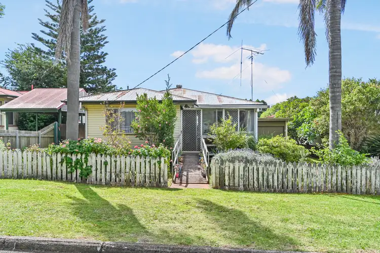 27 Dalgleish Street, South Toowoomba QLD 4350