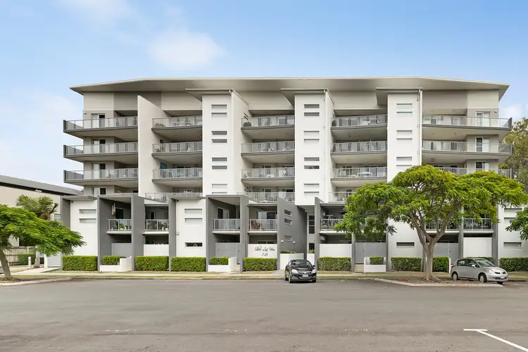 48/7-13 Shore Street East, Cleveland QLD 4163