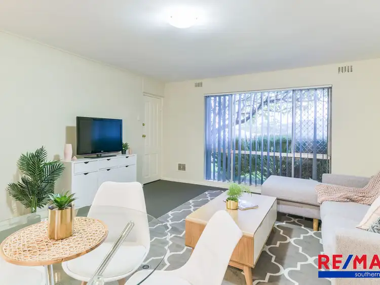Sixth view of Homely apartment listing, 1B/11 Wilson Crescent, Wembley Downs WA 6019