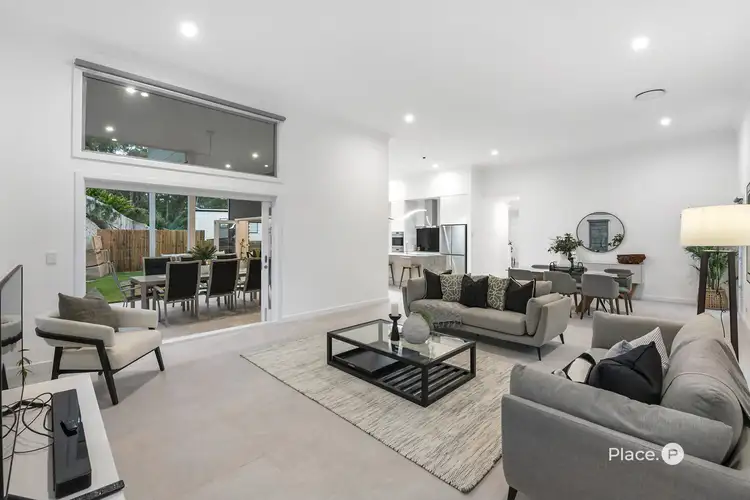 9 Ruth Miller Close, Fig Tree Pocket QLD 4069