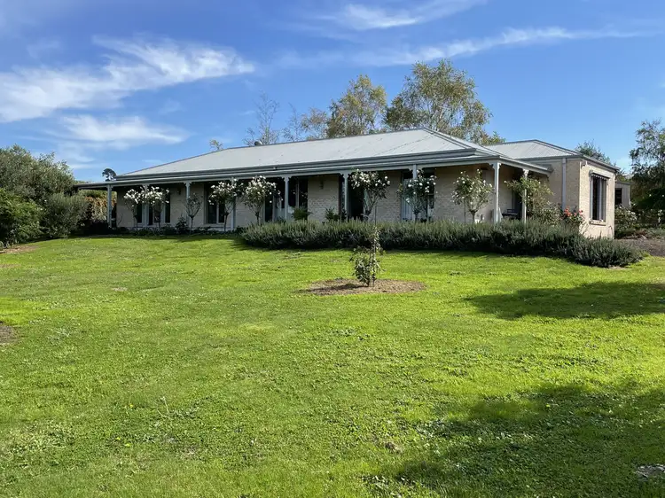 148 Camperdown-Cobden Road, Camperdown VIC 3260
