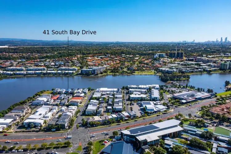 41 South Bay Drive, Varsity Lakes QLD 4227