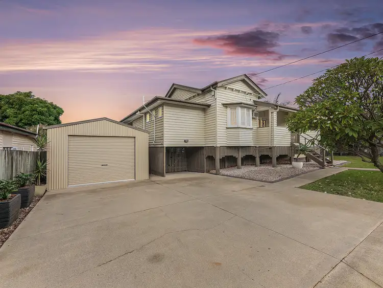 6 Crown Street, Silkstone QLD 4304